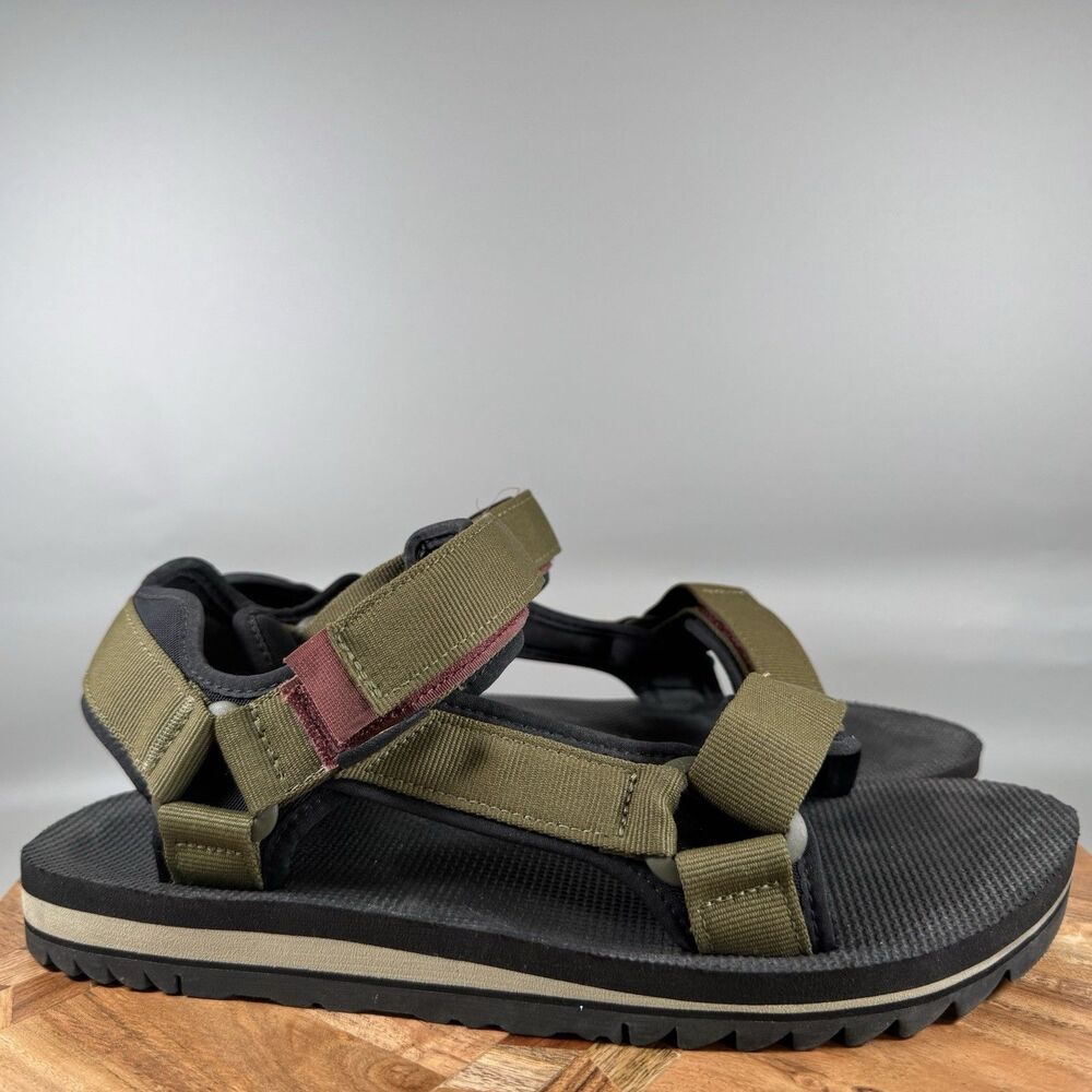 S Teva Men's 11 Universal Trail Total Eclipse Sandals Green 1106786